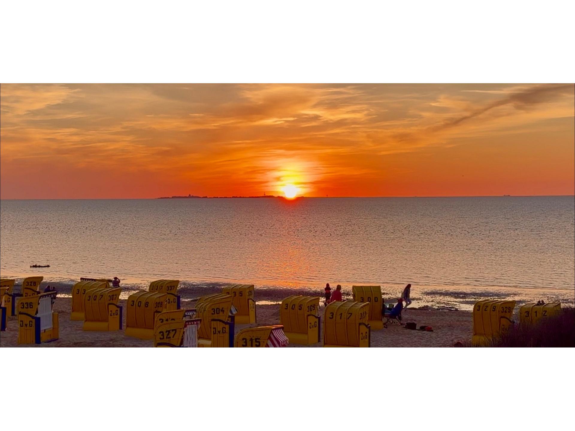 Sonnenuntergang am Strand